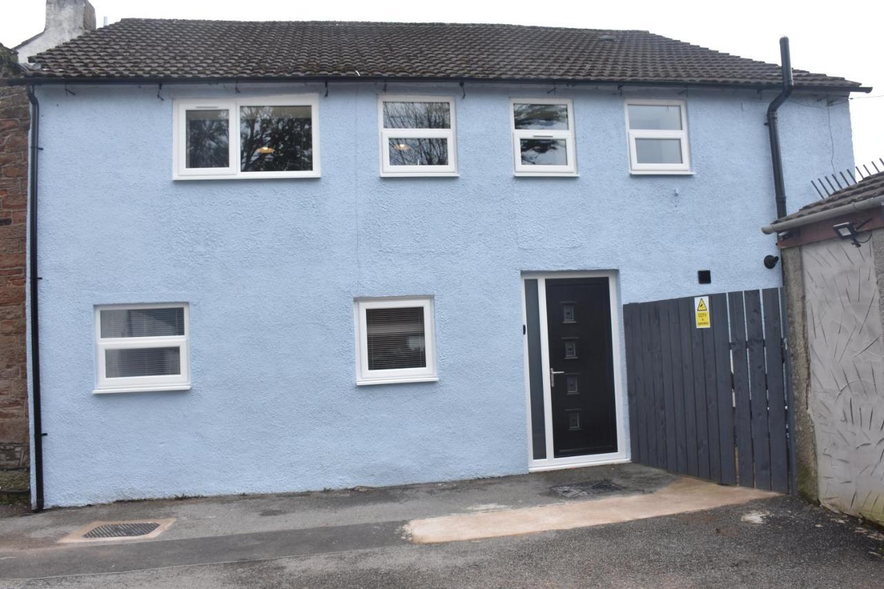 The Blue House Holiday Home Egremont  外观 照片